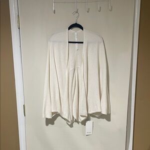 NWT Lululemon Athletica Cream Women's Sweater Cardigan Size XS/S